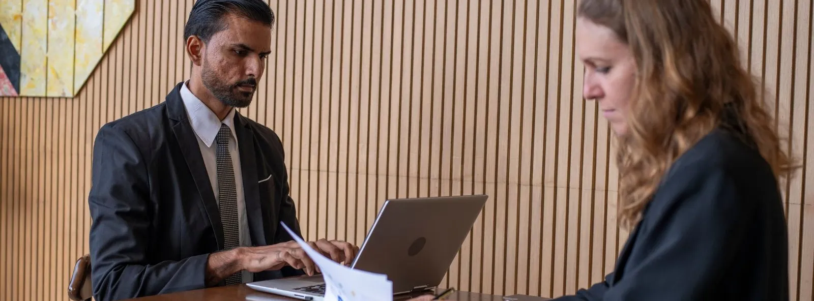 Comment Obtenir un Avocat Commis d'Office : Guide 2025