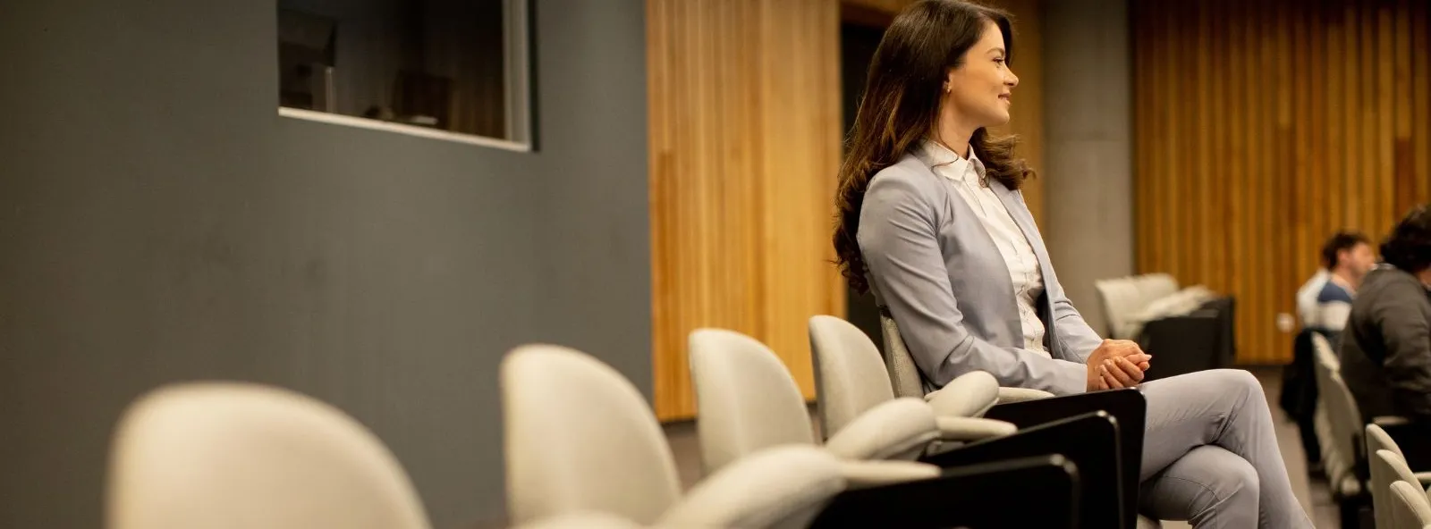 Comment se Défendre au Tribunal Sans Avocat : Guide Pratique 2025