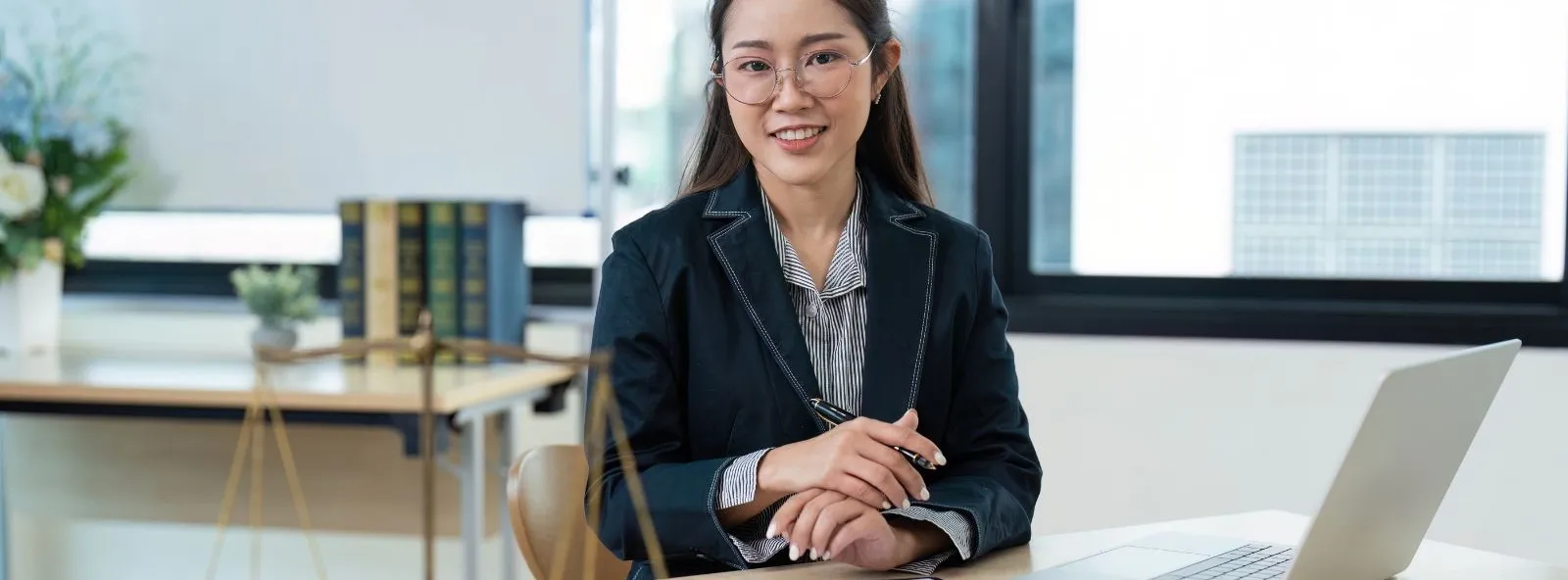 Quel Bac pour Devenir Avocat : Général ou Techno ? Guide 2025