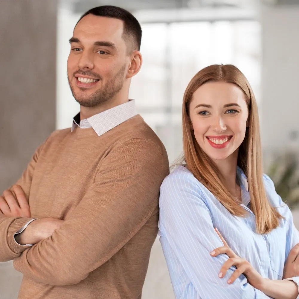 Deux justiciables contents d'utiliser Caius